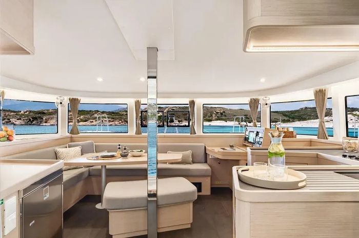 2025 Lagoon 42 Millenium Photo 6 of 13