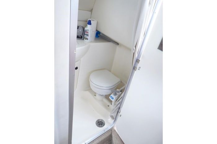 2005 Bayliner 245 Photo 12 of 15