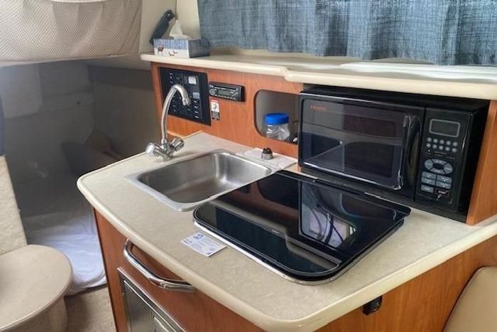 2005 Bayliner 245 Photo 10 of 15