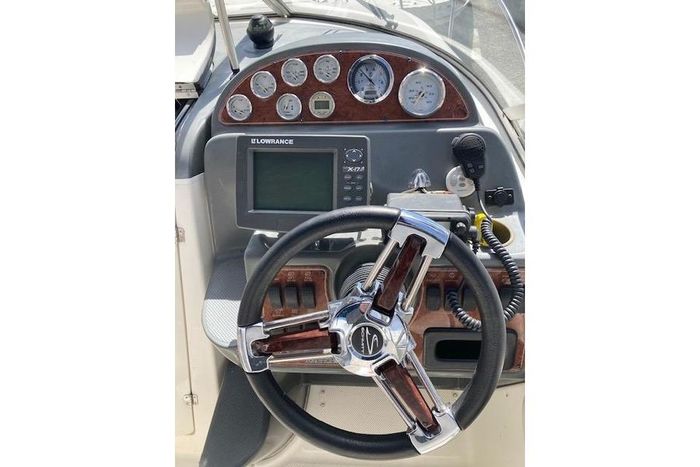 2005 Bayliner 245 Photo 4 of 15
