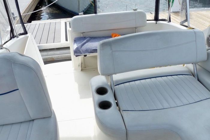 2005 Bayliner 245 Photo 5 of 15