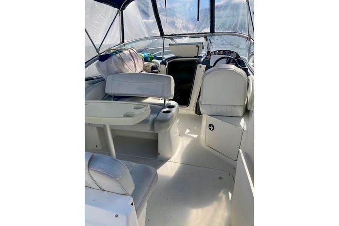 2005 Bayliner 245 Photo 6 of 15
