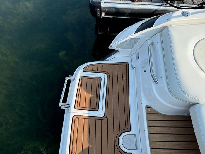 2002 Cobalt 263 Photo 14 of 17