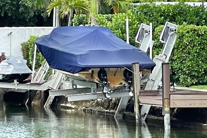 2019 Chris-Craft Corsair 30 Photo 3 of 14