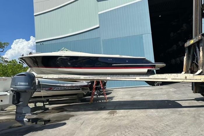 2019 Chris-Craft Corsair 30 Photo 14 of 14