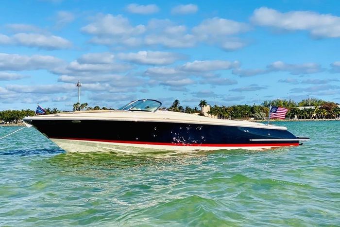 2019 Chris-Craft Corsair 30 Photo 1 of 14
