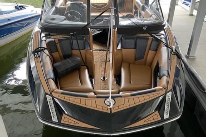 2017 Nautique Super Air Nautique G23 Photo 1 of 4