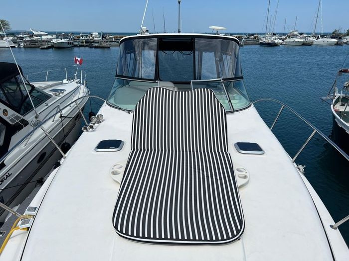 2006 Rinker Express Cruiser 360 Photo 5 of 26