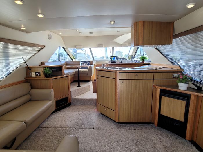 2001 Bayliner 3988 Photo 10 of 24