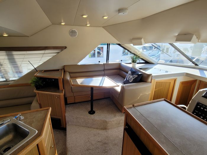 2001 Bayliner 3988 Photo 17 of 24