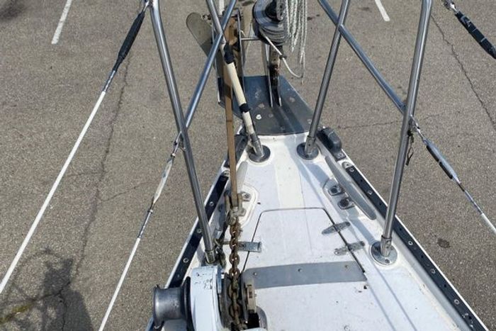1985 Aloha Yachts 34 Photo 5 of 14