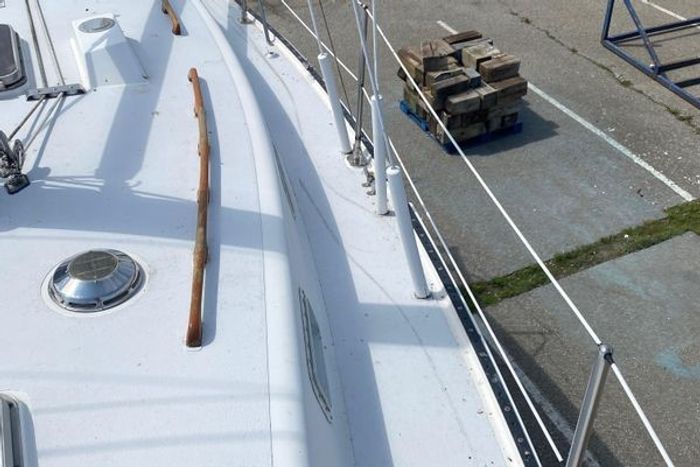 1985 Aloha Yachts 34 Photo 7 of 14