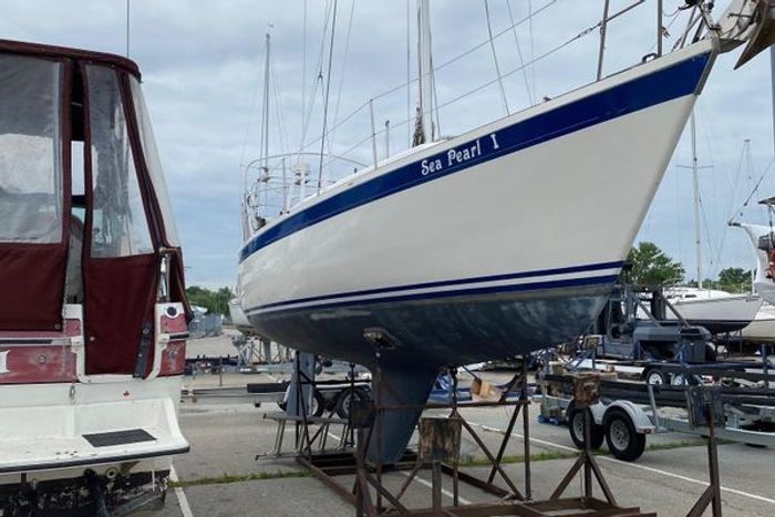 1985 Aloha Yachts 34 Photo 3 of 14