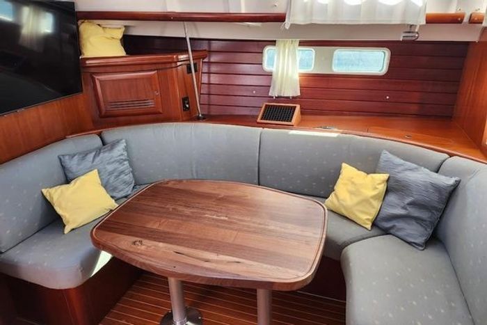 2006 Beneteau 473 Photo 18 of 22