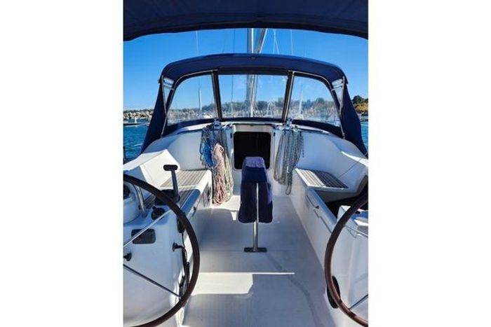 2006 Beneteau 473 Photo 8 of 22