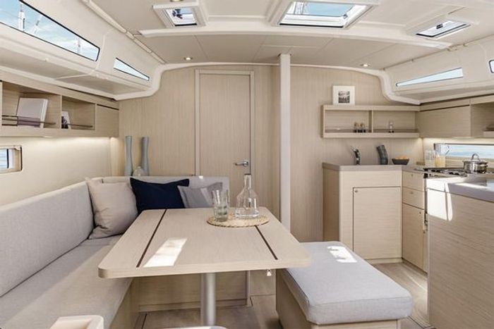 2026 Beneteau Oceanis 40.1 Photo 5 of 11