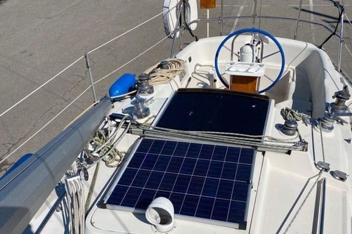 1985 CS Yachts 33 Sloop Photo 6 of 17