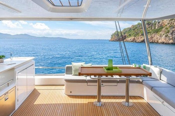 2025 Lagoon 60 Photo 10 of 18