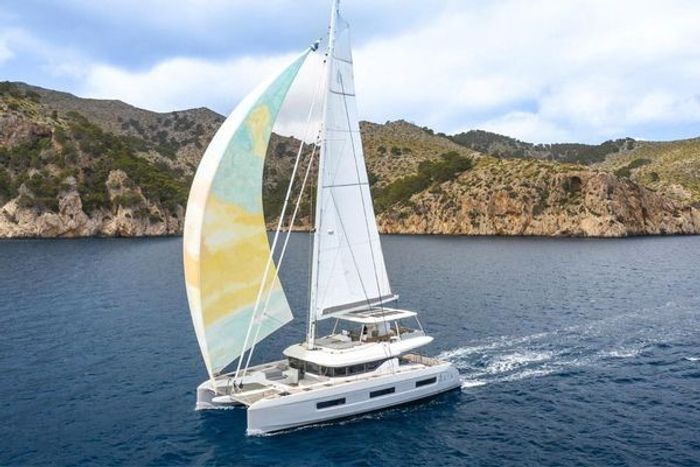 2025 Lagoon 60 Photo 2 of 18