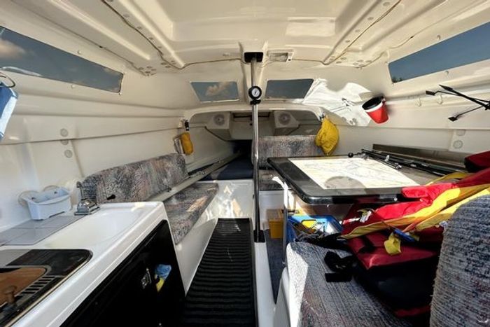 1998 MacGregor 26X Powersailer Photo 5 of 14