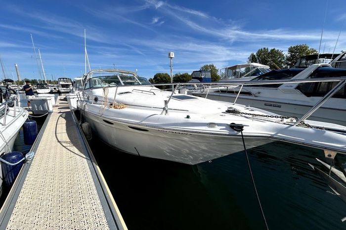 1997 Sea Ray 330 Sundancer Photo 4 of 29