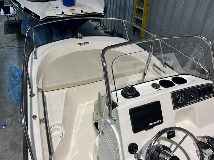 2019 Boston Whaler 150 Montauk Photo 7 of 8