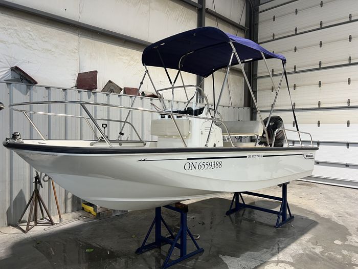 2019 Boston Whaler 150 Montauk Photo 2 of 8