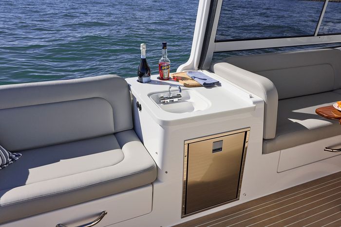 2026 MJM Yachts MJM 38X Photo 13 sur 22