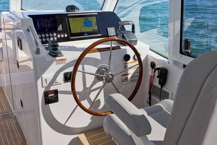 2026 MJM Yachts MJM 38X Photo 8 sur 22