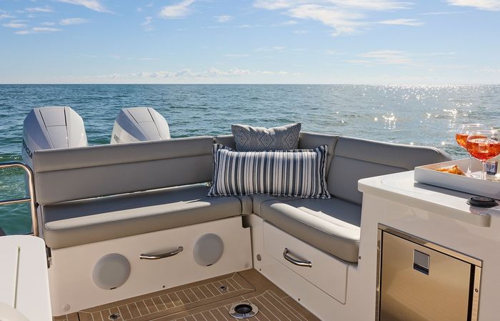 2026 MJM Yachts MJM 38X Photo 15 sur 22