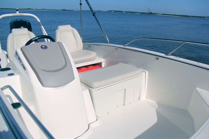 2026 Boston Whaler 160 Super Sport Photo 6 of 10