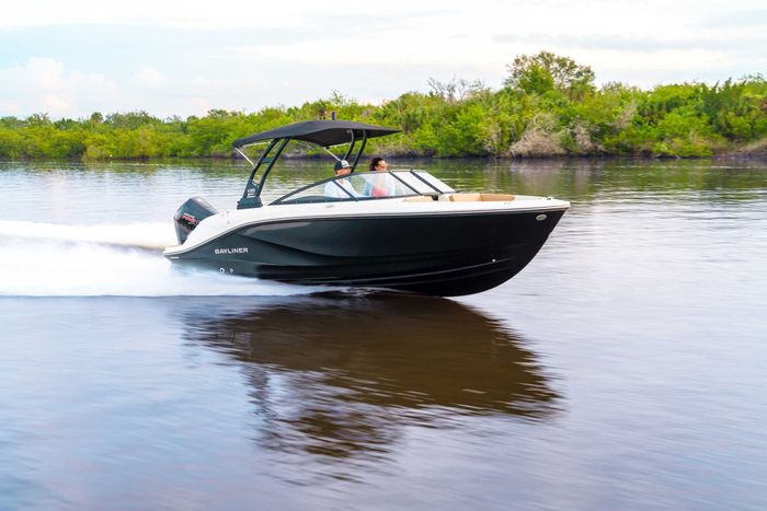 2026 Bayliner V20 Photo 7 of 8