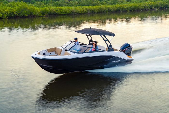 2026 Bayliner V20 Photo 6 of 8