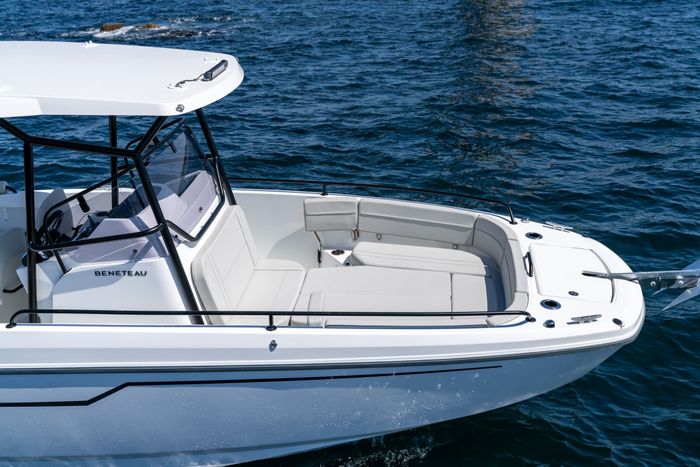 2026 Beneteau Flyer 8 SPACEdeck Photo 3 of 9