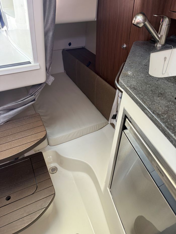 2026 Boston Whaler 285 Conquest Photo 10 of 11