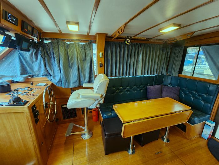 1991 Roughwater 42 Photo 9 sur 50