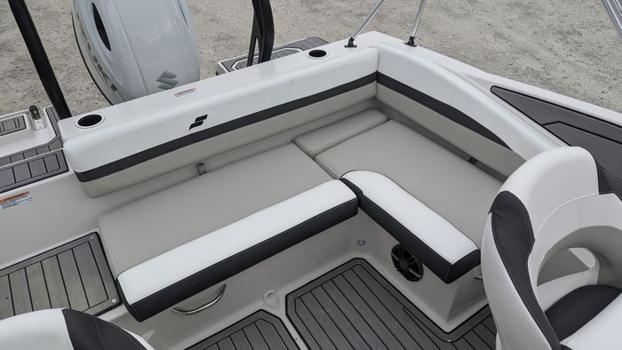 2026 Starcraft SVX 190 Full Windshield Deck Boat in Black with a  Photo 15 of 35