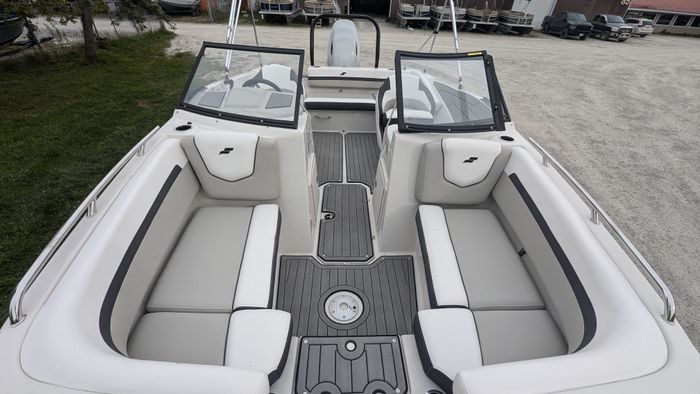 2026 Starcraft SVX 190 Full Windshield Deck Boat in Black with a  Photo 31 of 35