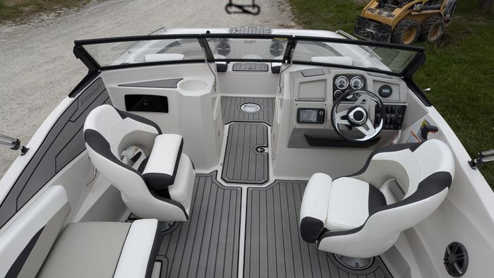 2026 Starcraft SVX 190 Full Windshield Deck Boat in Black with a  Photo 12 of 35