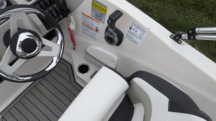 2026 Starcraft SVX 190 Full Windshield Deck Boat in Black with a  Photo 20 of 35