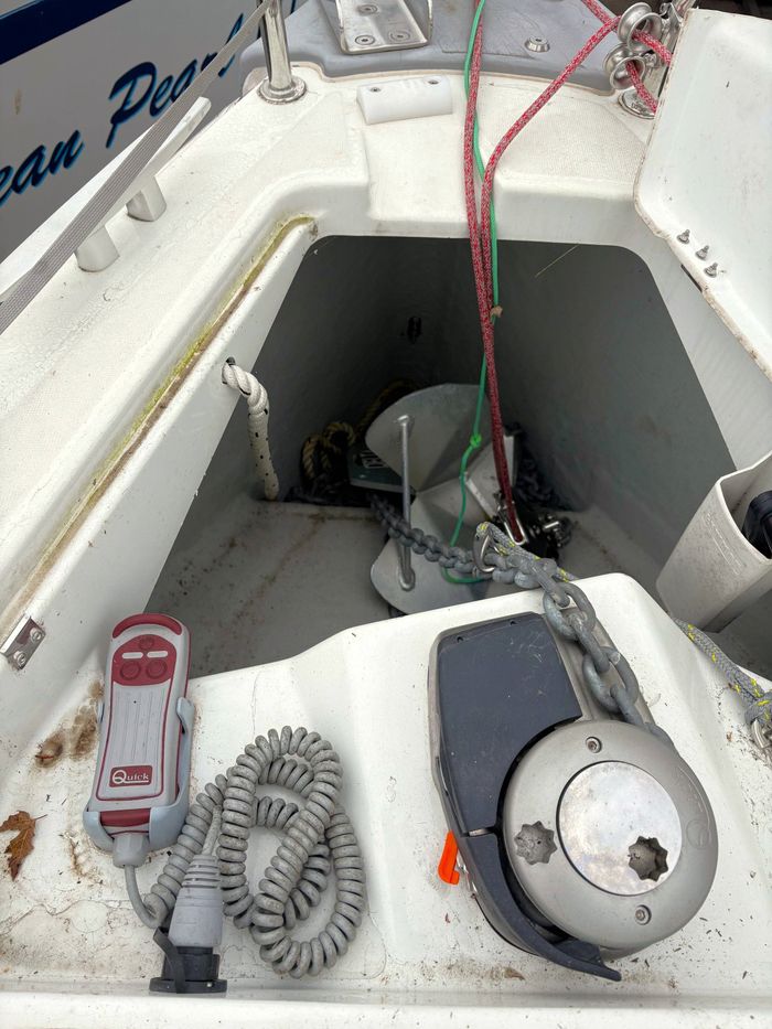 2023 Beneteau Oceanis 34.1 Photo 13 of 59