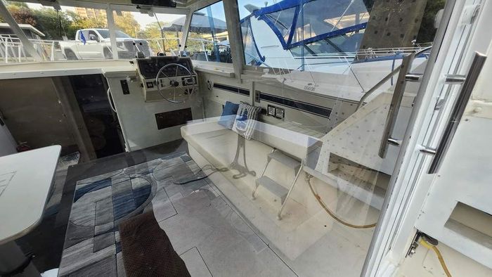 1986 Trojan F36 Photo 12 of 19