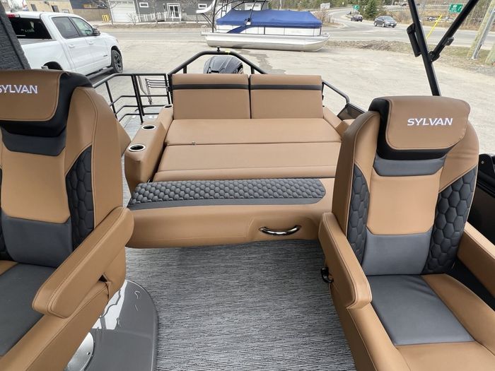 2026 Sylvan L Series L3 LZ Photo 15 of 21