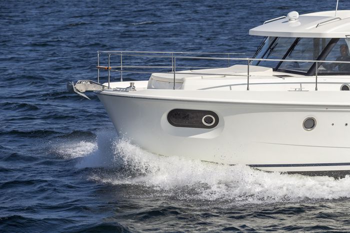 2026 Beneteau Swift Trawler 41 Sedan Photo 10 of 11