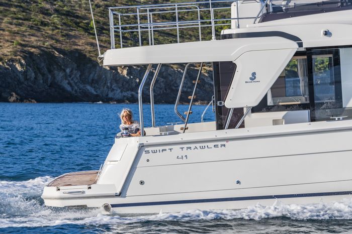 2026 Beneteau Swift Trawler 41 Fly Photo 8 of 30