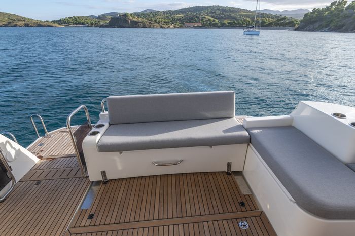 2026 Beneteau Swift Trawler 41 Fly Photo 10 of 30