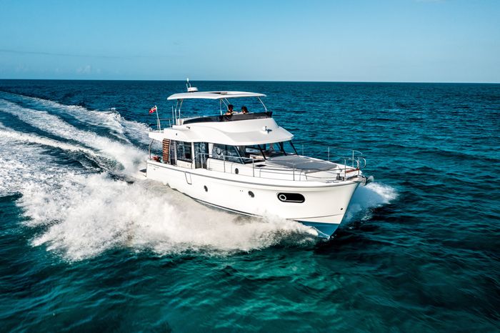 2026 Beneteau Swift Trawler 48 Photo 6 of 51