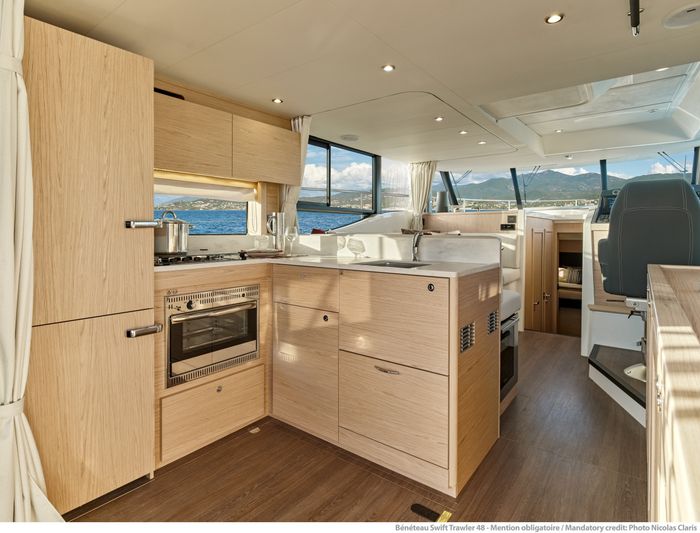 2026 Beneteau Swift Trawler 48 Photo 17 of 51