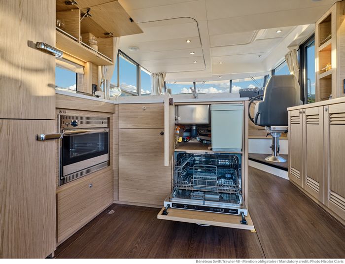 2026 Beneteau Swift Trawler 48 Photo 20 of 51