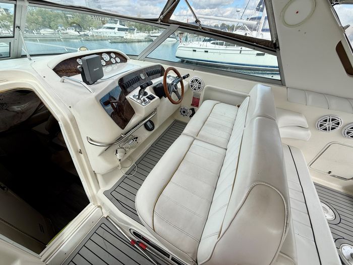 1996 Sea Ray 330 Sundancer Photo 12 sur 37